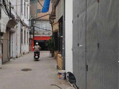 Cho thuê kho/xưởng 115m    vị trí đẹp gần cầu thanh trì 1