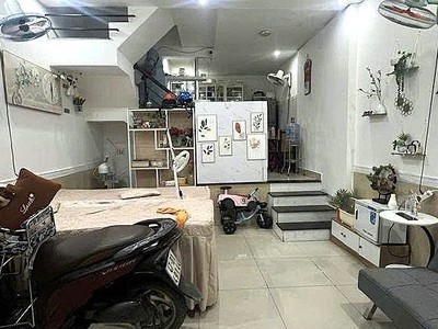 Nhà 2 tầng - dương đức hiền - tây thạnh - tân phú - hxh đậu cửa -  4 tỷ hơn 0