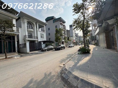 Bán lô đất hàng hiếm phúc lợi   long biên   35m    mt 4m   giá chỉ 4,8 tỷ   ô tô cách 50m   gần 2