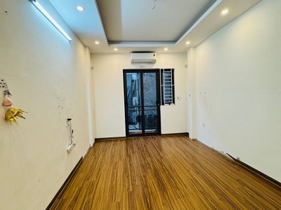  minh khai  45m   5 tầng  6 phòng khép kín  ngõ nông, gần phố  giá: 9,5 tỷ  sổ đỏ sẵn sàng 3