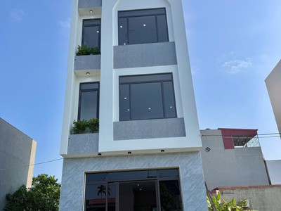 Bán nhà 3 tầng xây độc lập tại Hải Thành, Dương Kinh, ô tô đỗ cửa 2