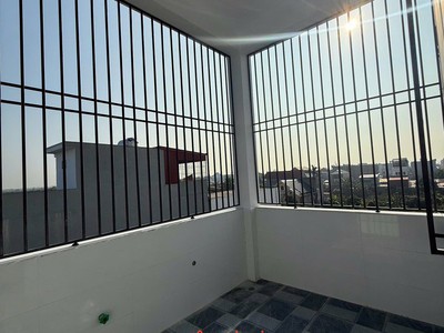 Bán nhà 3 tầng xây độc lập tại Hải Thành, Dương Kinh, ô tô đỗ cửa 3