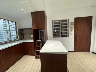 T1795  tầng 4 cc 23/49 đinh tiên hoàng bình thạnh, shr, 60m2, 3.x tỷ 2