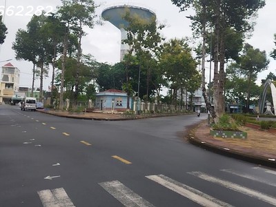 Bán nhà mặt phố nguyễn thái bình, sa đéc. nhà sổ hồng 96m2, 2pn, hướng tây bắc. 2