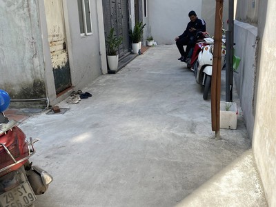 Bán đất ngõ 193 bồ đề vuông đẹp, lô góc oto đỗ cổng, chỉ nhỉnh 10t còn tl 0