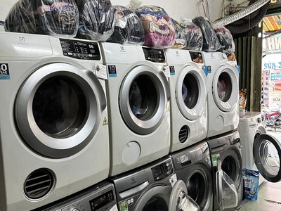 Sang nhượng tiệm giặt tại 447 đoàn văn bơ, phường 13, quận 4. 0