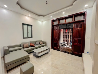 Cần bán nhanhnhà đẹp ô tô đỗ cổng, 50  met   4 tầng. nhỉnh 10 tỷ   tại đường lương thế vinh đt 2