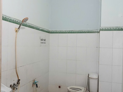 Phòng trọ nữ   Thoáng mát  Ở 1 người   GIÁ 2,7 TRIỆU 0