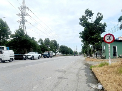 Đất mặt tiền 4 làn bến lức - giá chủ giảm sâu - hàng hiếm khó tìm 2