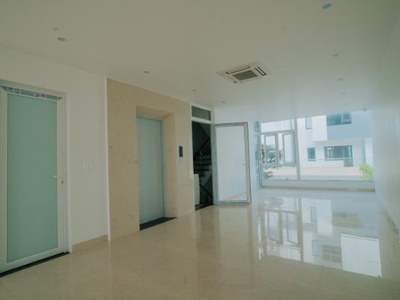 Cho thuê sàn văn phòng T2 80m2 giá 8tr tại KĐT Waterfront 0