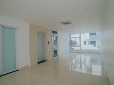 Cho thuê sàn văn phòng T2 80m2 giá 8tr tại KĐT Waterfront 3