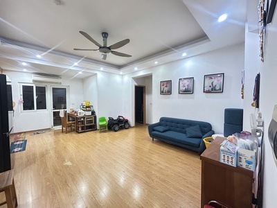 Bán căn góc 2 phòng ngủ chung cư Thanh Hà Cienco 5   76m2 chỉ hơn 3 tỉ 0