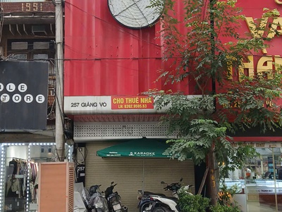 Cho thuê nhà mặt phố giảng võ   vị trí đắc địa, kinh doanh sầm uất 0