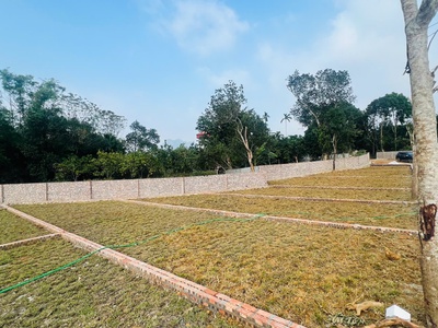 Mở bán khu đất tại chợ Bãi Xe - Kim Bôi mua 1 lô đất tặng 1 chỉ vàng, mua 2 lô tặng 2 chỉ giá 3xx/lô 0