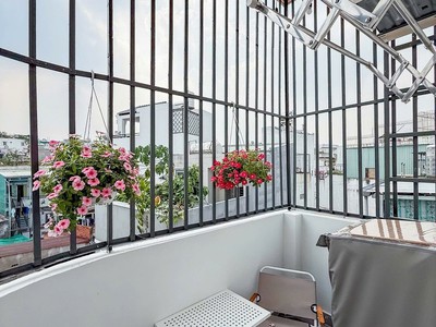 Bán nhà quận 10, cmt8 cách 100m, 60m sd, 4 tầng 3pn nhà mới, nhỉnh3 tỷ 4