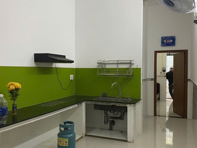 Còn sót 1 căn giá tốt nhất khu vưc. bán nhà 2 tầng k lạc long quân hoà khanhs 2