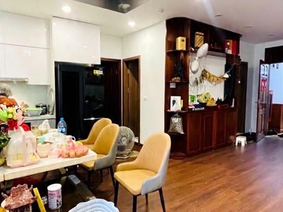 Bán chung cư đường mạc thái tổ cầu giấy 95m 2 ngủ 2 wc giá 7,4 tỷ 3