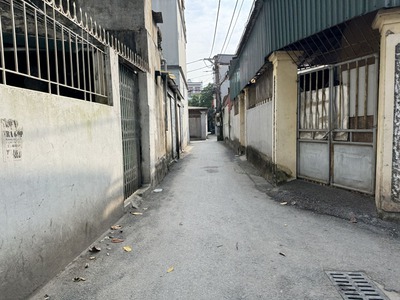 Cần bán 62,5m2 đất ngõ 145/26/36 Phúc Lợi. Khổ đất vuông đẹp, nằm gần trường học các cấp 3