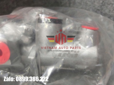 34316758968 Tổng phanh BMW E66 1