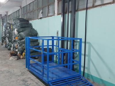 Thang Nâng Trục Dẫn Hướng 3