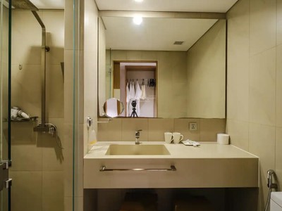 Bán căn Studio Fusion Suites Đà Nẵng. Cho thuê 20-30 tr/thang. Sổ sẵn bàn giao full nội thất 0