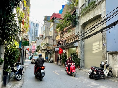 Chính chủ bán- mặt phố yên lạc, quận hai bà trưng, nhà đẹp 34m2, 4.5 tầng, mặt tiền 5.5m -kd sầm uất 0