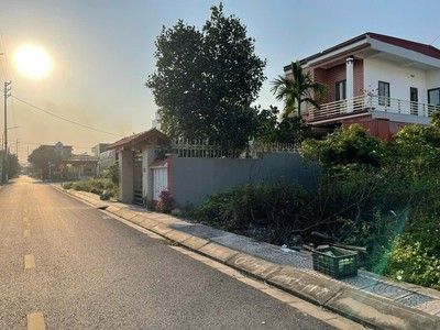 Giá 23,x triệu/m    lô mặt đường hải thành 2, dương kinh   diện tích lớn hiếm  zalo 0567 222 555 2