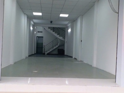 Bán nhà 3 tầng, 4pn măt tiền phan văn hớn ,p.ttn  q.12. dt 45m2, sh, 12.8 tỷ. 2