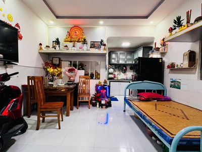 T1801  nhà huỳnh văn bánh phú nhuận, shr, nở hậu, 4.1x6.5m, 5.x tỷ 1