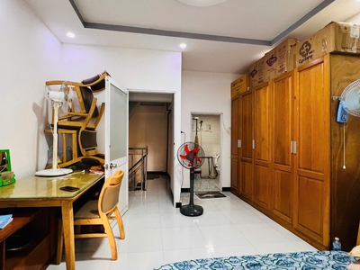 T1801  nhà huỳnh văn bánh phú nhuận, shr, nở hậu, 4.1x6.5m, 5.x tỷ 2