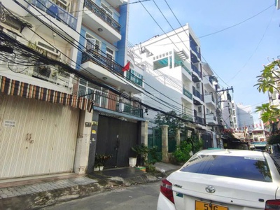 Bán nhà đẹp cách quận 5 vài trăm mét, 2 tầng 4.5x17m, dòng tiền 12tr/tháng 0