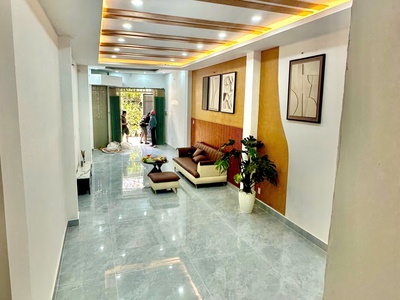 Giá chỉ 6.9 tỷ  bán nhà 4x16m, 5 tầng   hxh phú thọ hòa, gần lũy bán bích 2