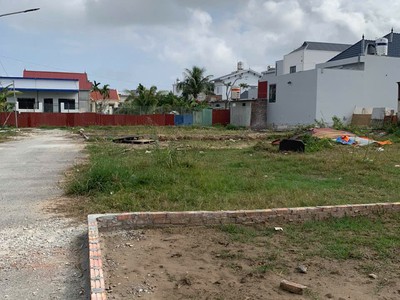 Bán lô đất minh tân   giá 1,6x tỷ  đường nhựa 5m  khu dân cư hiện hữu  zalo 0567 222 555 4