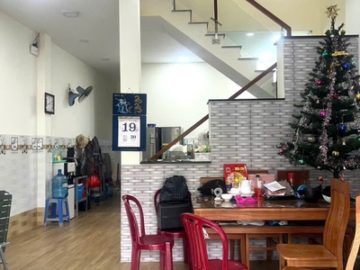 Nhà đúc btct 1 lầu dt đẹp 5,5m14m có 3PN lê văn khương q12 2