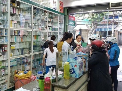 Chính chủ bán- mặt phố yên lạc, quận hai bà trưng, nhà đẹp 34m2, 4.5 tầng, mặt tiền 5.5m -kd sầm uất 2