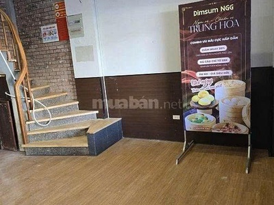 Cho thuê nhà 4 tầng   mặt tiền đẹp   vị trí đắc địa ngã tư nguyễn xiển   nguyễn trãi 2