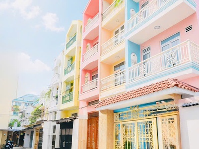 Vip trung tâm q10   tọa lạc lý thái tổ, hẻm ô tô 7 chỗ, 4 tầng  82m 0