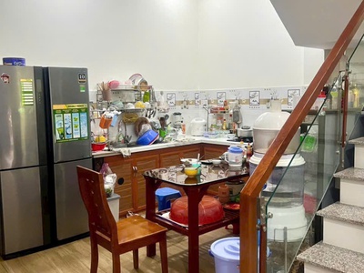 Nhà đúc btct 1 lầu dt đẹp 5,5m14m có 3PN lê văn khương q12 4