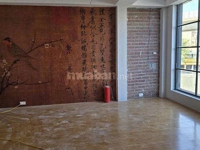 Cho thuê nhà 4 tầng   mặt tiền đẹp   vị trí đắc địa ngã tư nguyễn xiển   nguyễn trãi 4