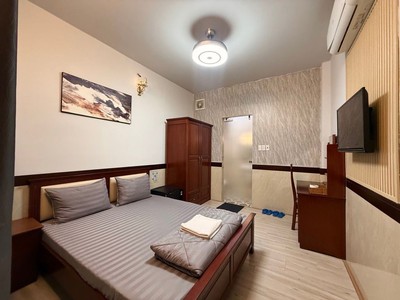 Bán ks 3 sao mtkd gần thống nhất ngang 8m 200m2 16pn dt 180tr 5 lầu mới gần lotte 38 tỷ. 4