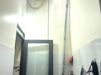 Nhà đúc btct 1 lầu dt đẹp 5,5m14m có 3PN lê văn khương q12 5