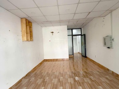 Bán nhà đẹp cách quận 5 vài trăm mét, 2 tầng 4.5x17m, dòng tiền 12tr/tháng 4