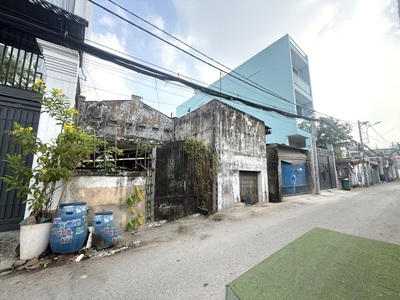 Bán nhà sát vạn phúc city   200m  ngang 8m   hẻm xe hơi   chỉ  70tr/m  - siêu rẻ 0