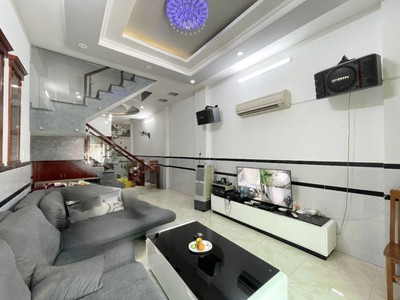 Bán nhà hẻm xe hơi 7m đường quốc lộ 13 64m2 4 tầng đúc btct ngay khu hồng long nhỉnh 7 tỷ 1