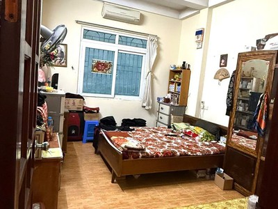 Bán nhà hoàng hoa thám 46m2.  5 tầng. mặt tiền 3.5m. giá  12 tỷ ba đình hà nội 3