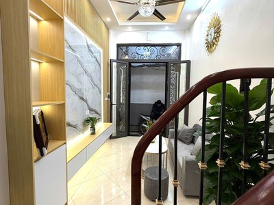 Bán nhà  ngõ đình đông 17/23m2. 4 tầng. mặt tiền 3m. giá 5.8 tỷ hai bà trưng hà nội 2