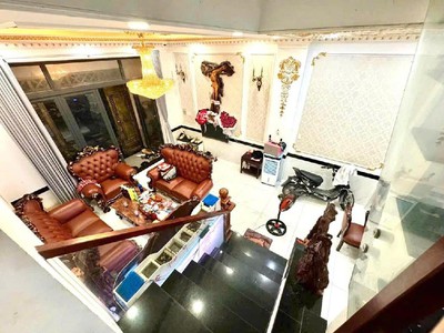 Nhà mới 4 tầng đường 6m linh đông ngay phạm văn đồng full nội thất nhỉnh 6 tỷ 2