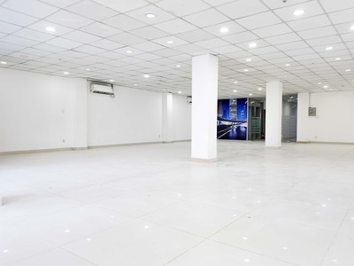 Cho thuê văn phòng giá rẻ ở 225 Nguyễn Xí, Bình Thạnh - 154m2 - chỉ 8/m2 4