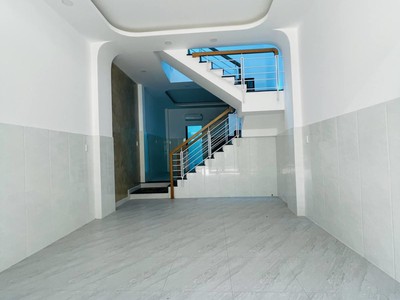 Nhà diện tích 51m2 mới 100 dọn vào ở ngay, 2 tầng, giá 6.8 tỷ, hiệp bình chánh 0