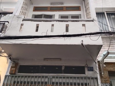 Nhà đẹp   giá tốt    chính chủ cần bán tại 92/11, đường phạm ngọc thạch, phường võ thị sáu, quận 3 0